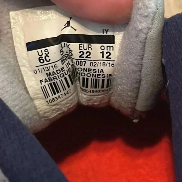 Jordan 12 Retro BT University Blue Infant Size 6C - Picture 9 of 9